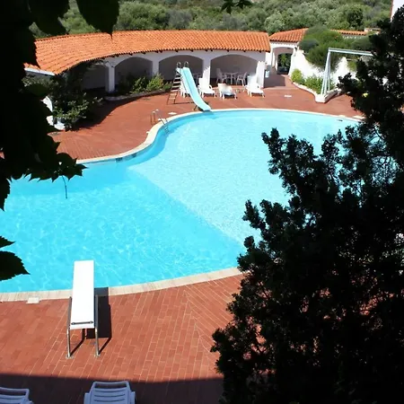 Pool * Baja Sardinia